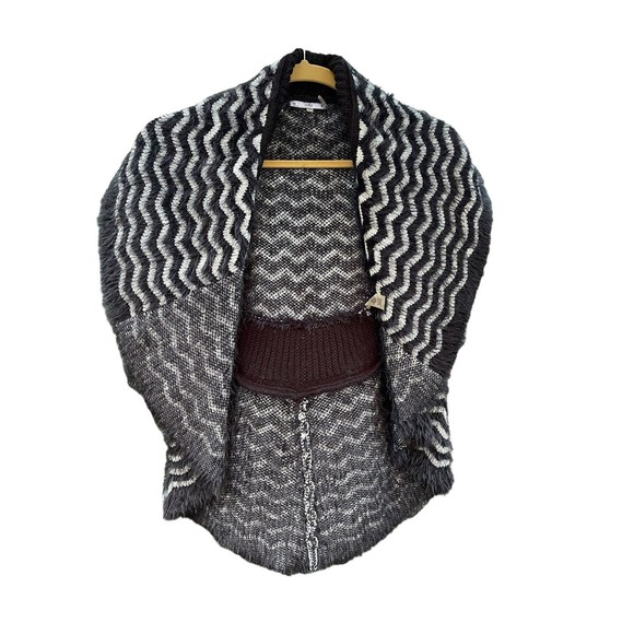 Sioni open sweater vest black and white‎  zig zag pattern size S/M - Picture 1 of 8